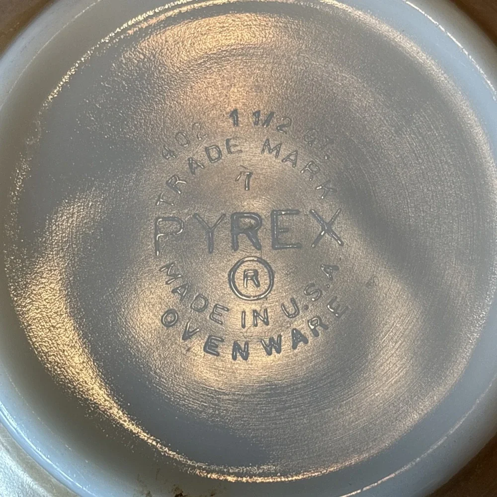 VTG 60s MCM Pyrex 402 Rainbow Ovenware Sandlewood Tan Stripes 1.5 Qt Mixing Bowl
